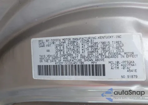 2002 Toyota Sienna Le z USA, uszkodzony, nr VIN 4T3ZF13C22U451706